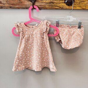 Q by Quincy Mae Flutter Sleeve‎ Dress and Bloomers- Size 12-18m